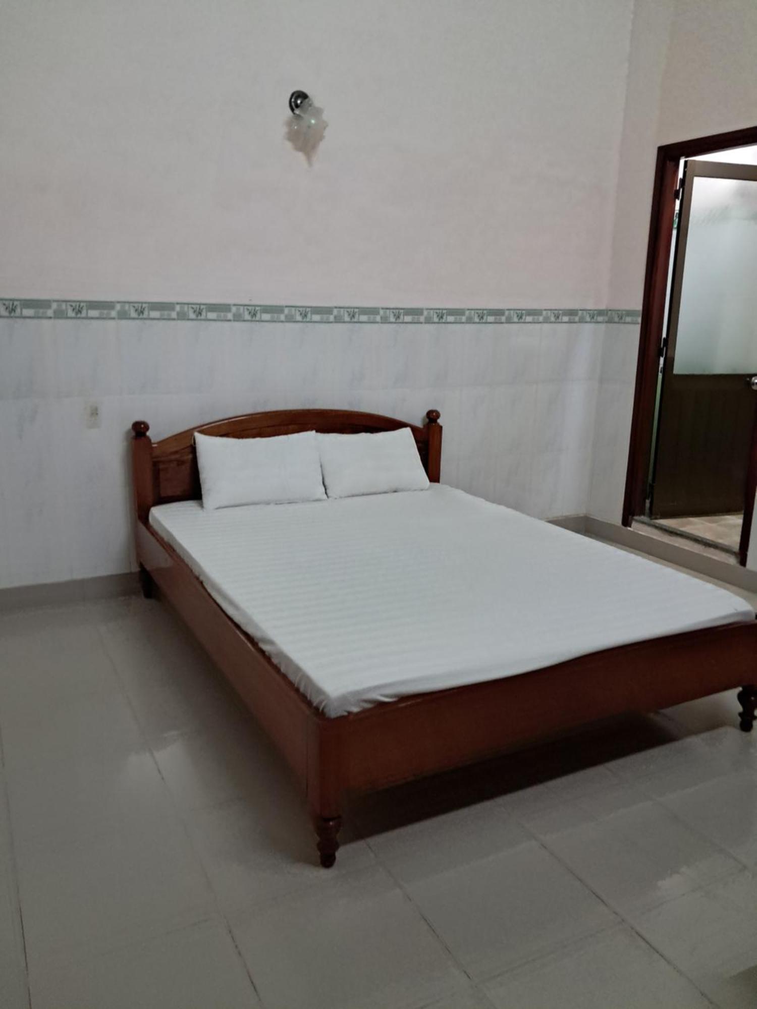 Bed and Breakfast Khach San Quoc Viet Bao Loc Zewnętrze zdjęcie